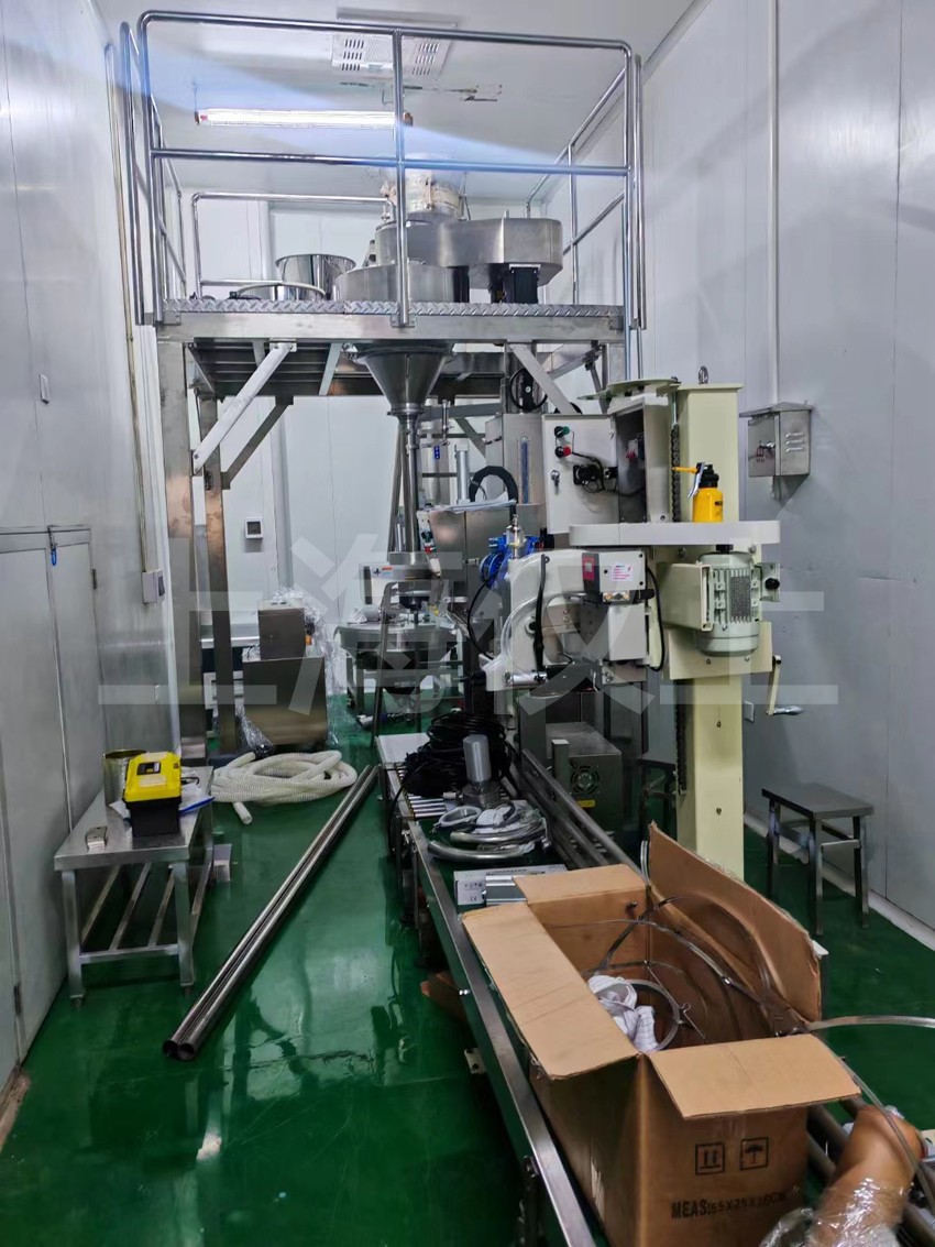 25公斤大包生產線安裝調試進行中，目的地江西